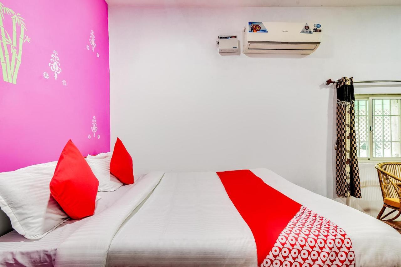 Oyo 62555 Victoria'S Heritage Otel Pondicherry Dış mekan fotoğraf